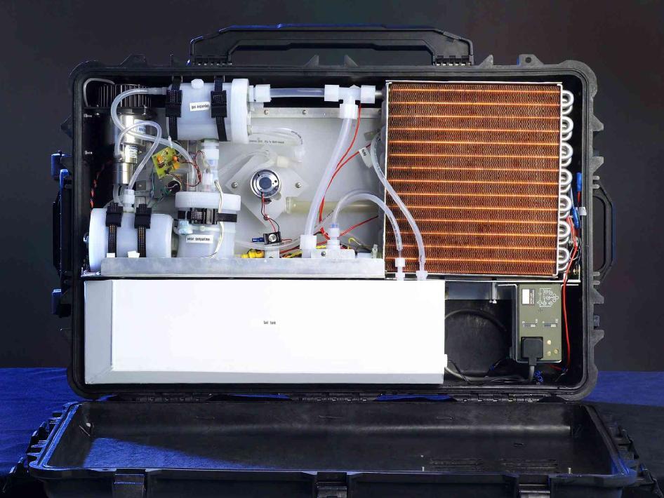 Direct methanol fuel cell